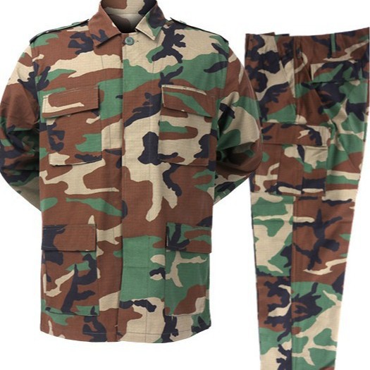 Hunting Outdoors - Conjunto Tático Masculino BDU Camuflado de